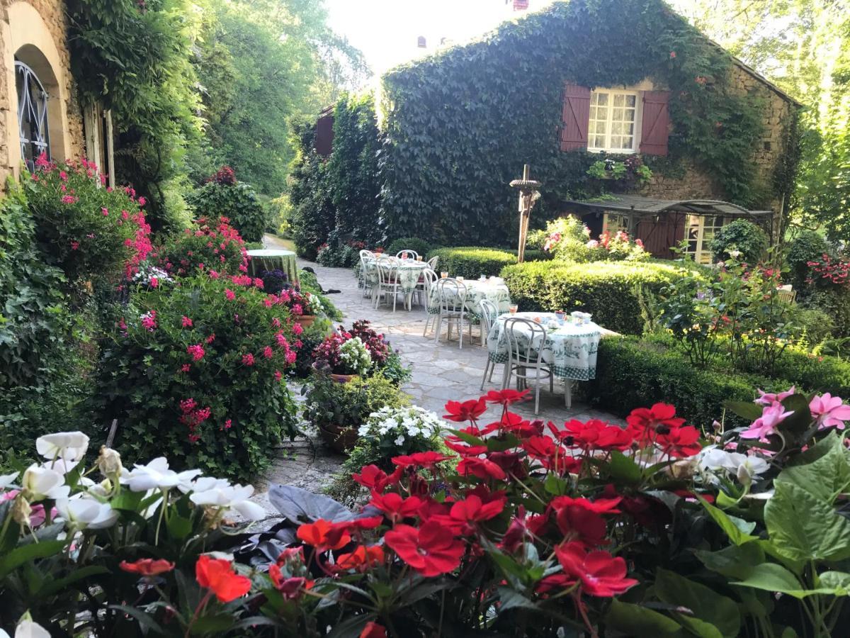 Bed & Breakfast Le Moulin Neuf Saint-Alvere Bagian luar foto