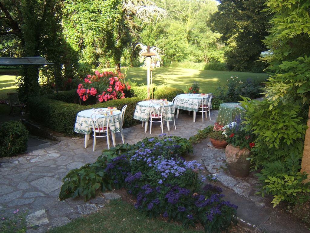 Bed & Breakfast Le Moulin Neuf Saint-Alvere Bagian luar foto